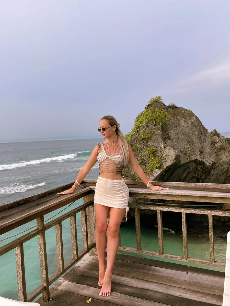 Aleksandra escort in London