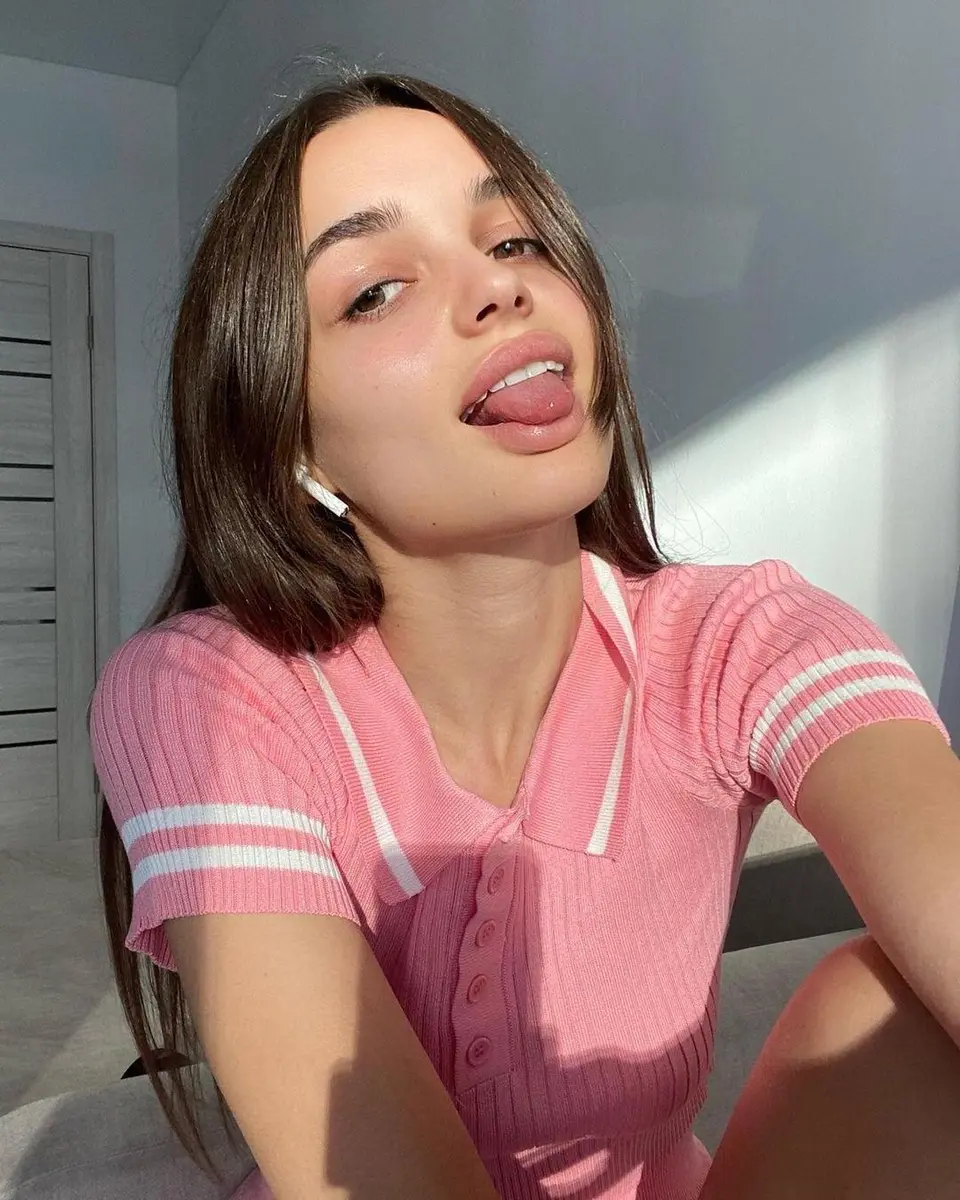 Angela escort in London