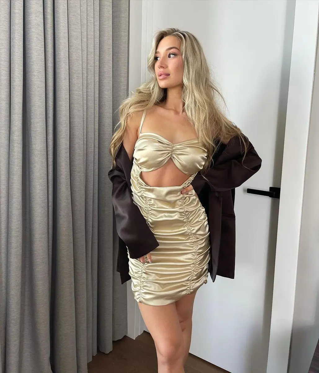 Delilah escort in London