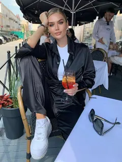 Elia escort in London