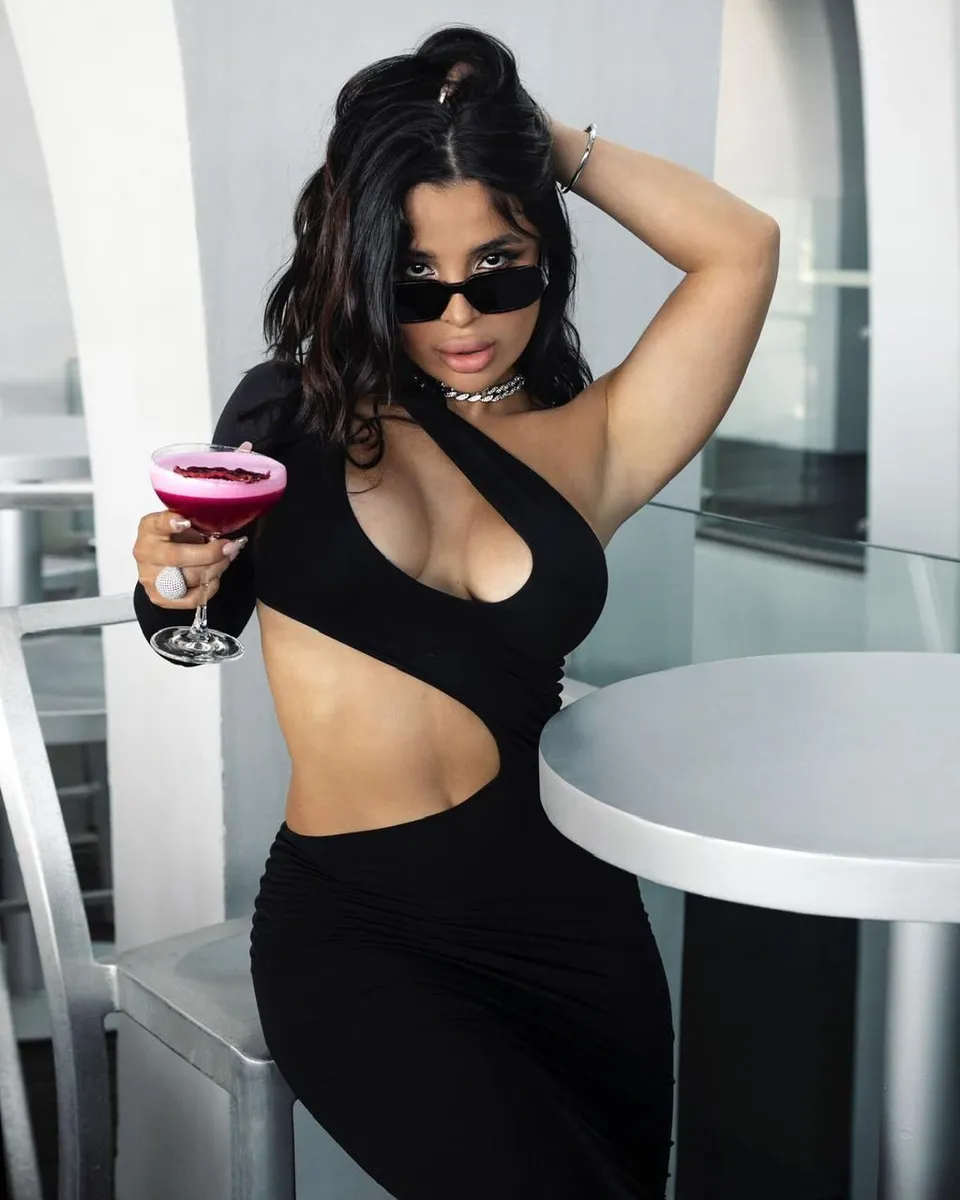 Emmy escort in London