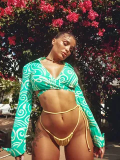 Emmy escort in London