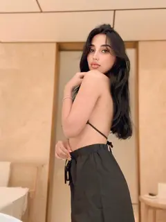 Luiza escort in Dubai