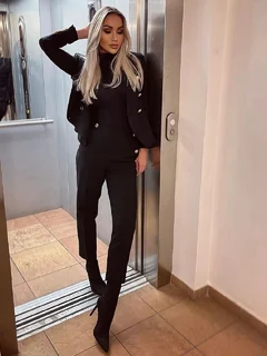 Norina escort in London