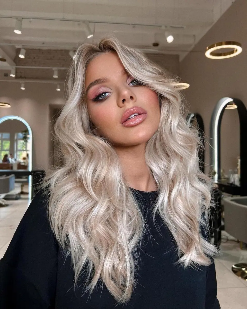 Shannon escort in London