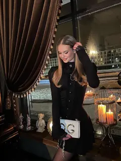 Skylar escort in London