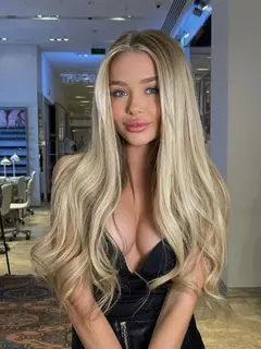 Tegan escort in Dubai