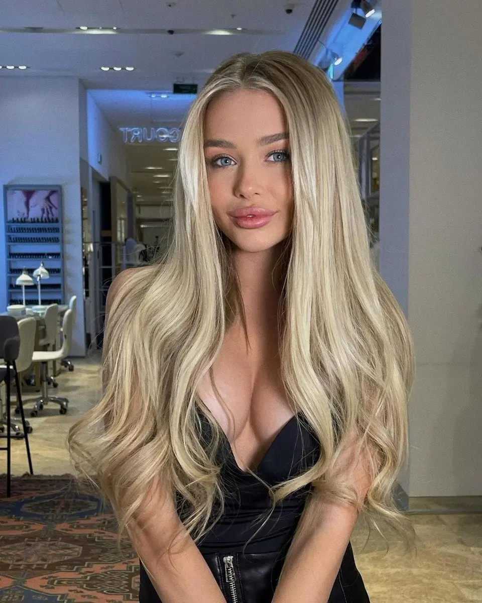 Tegan escort in London