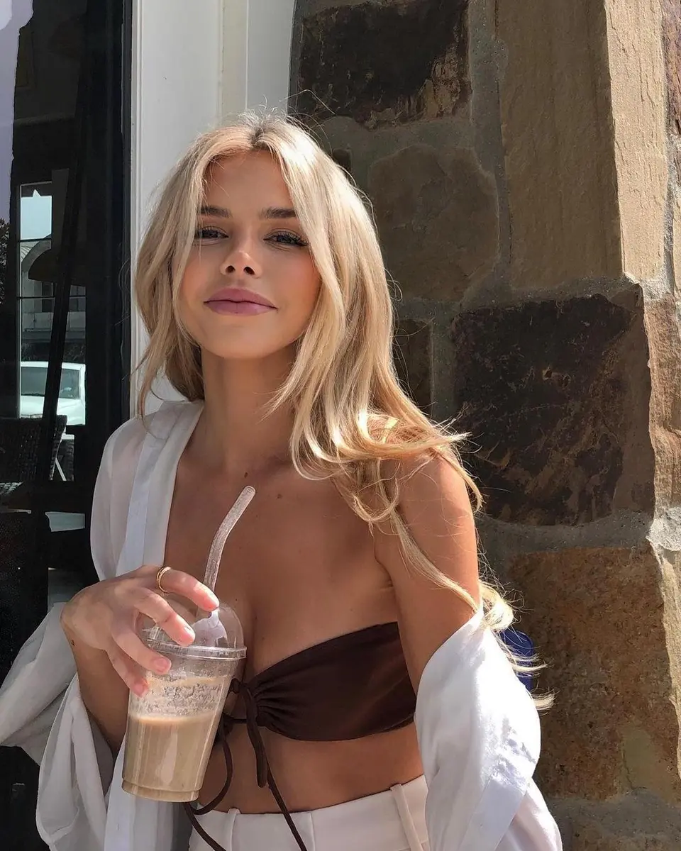 Venus escort in London