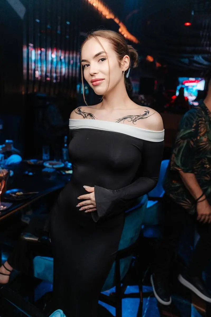 Zhenya escort in Dubai